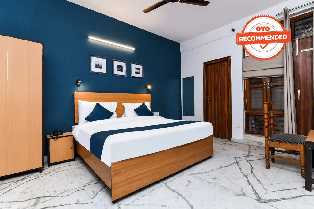 SilverKey Executive Stays 38651 Sector 56