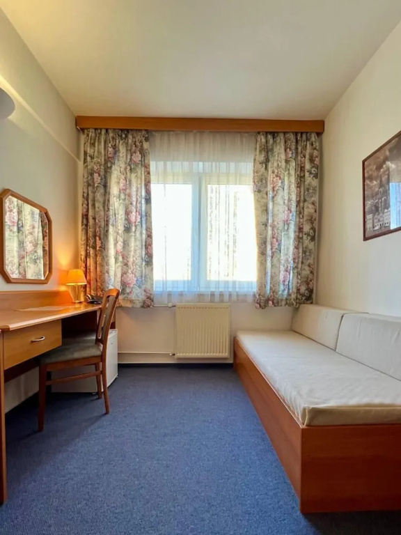 Superior Double room (full double bed)
