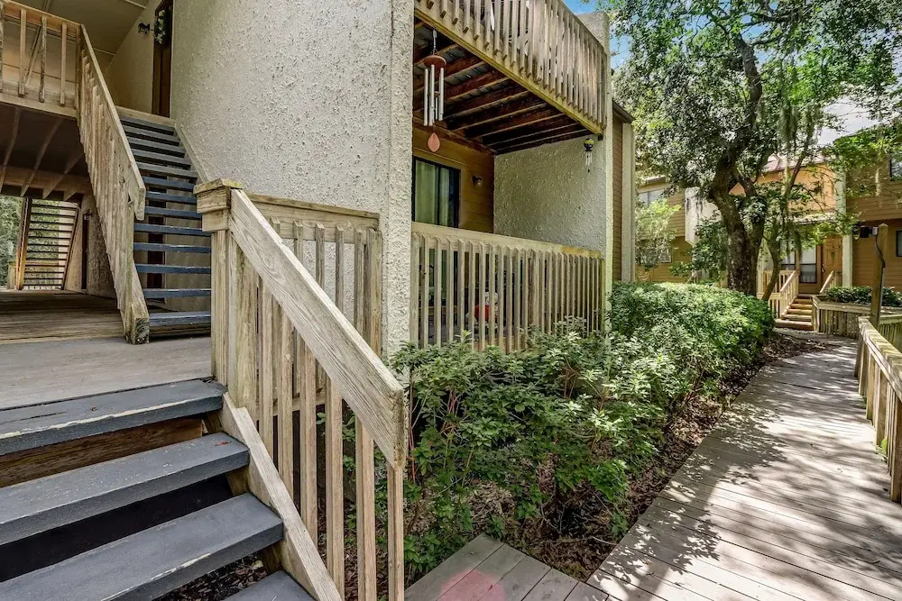 2745 Forest Ridge 2 Bedroom Condo by RedAwning