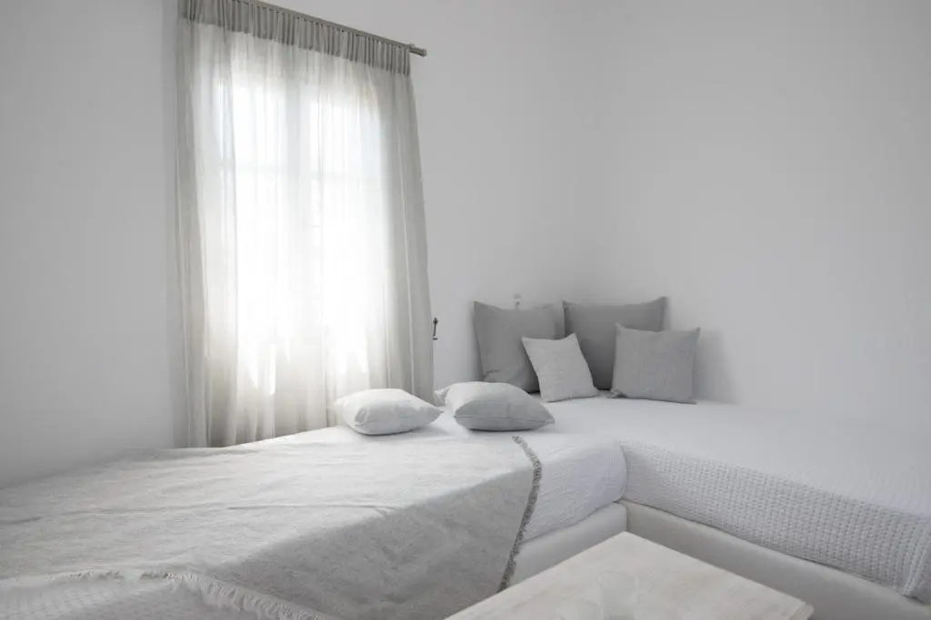 Flora & Agelos Studios - Chambres