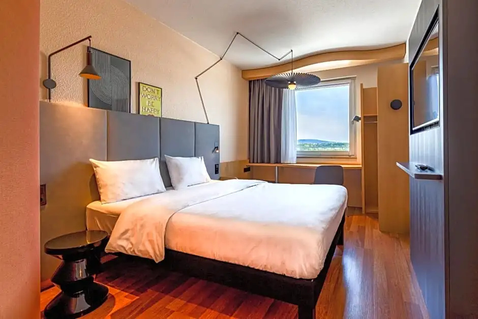 Hotel ibis Friedrichshafen Airport Messe - Chambres