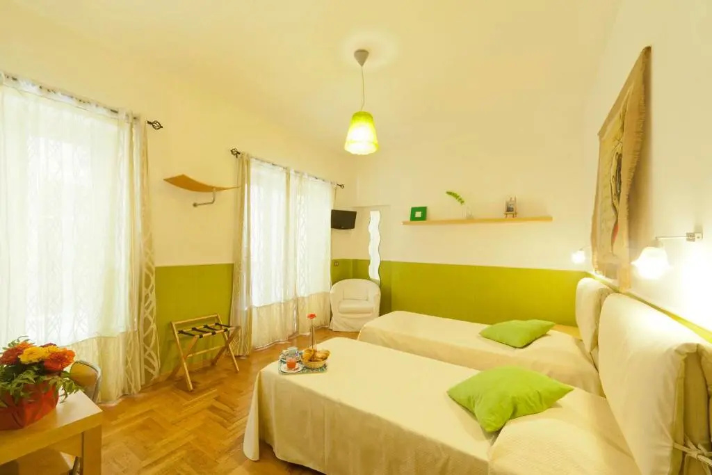 Standard Double room (full double bed)