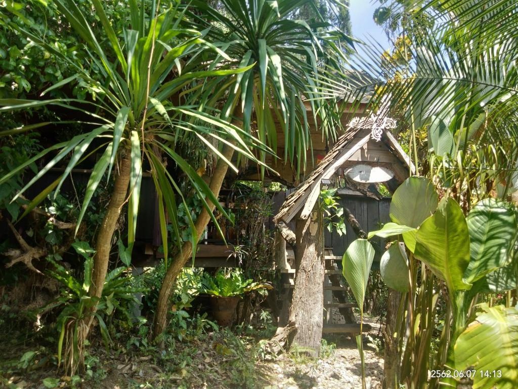 Baan Suan Jantra Home Stay
