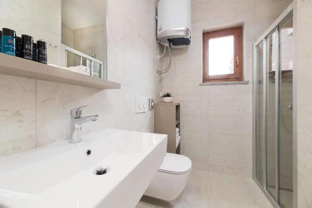 Standard Double room with balcony (full double bed)