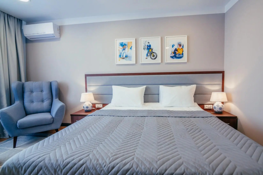 Double Junior Suite (full double bed)