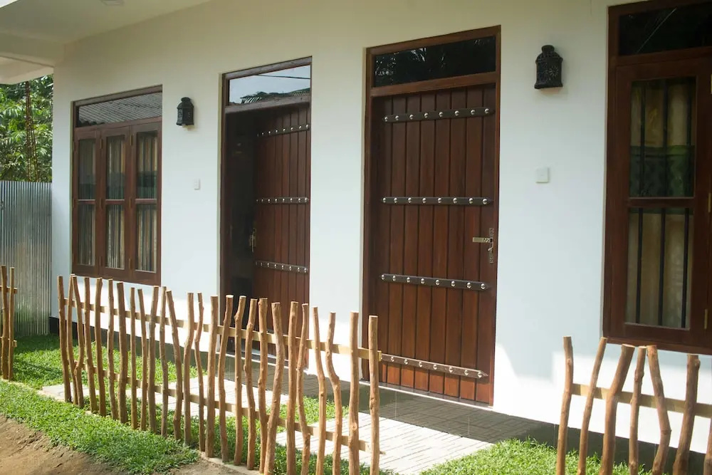 Tanoaks Villa