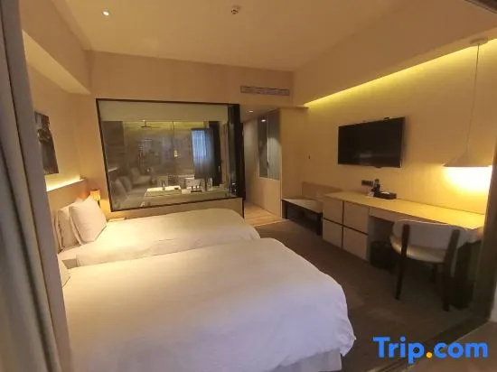 Standard Double room with balcony (twin beds)
