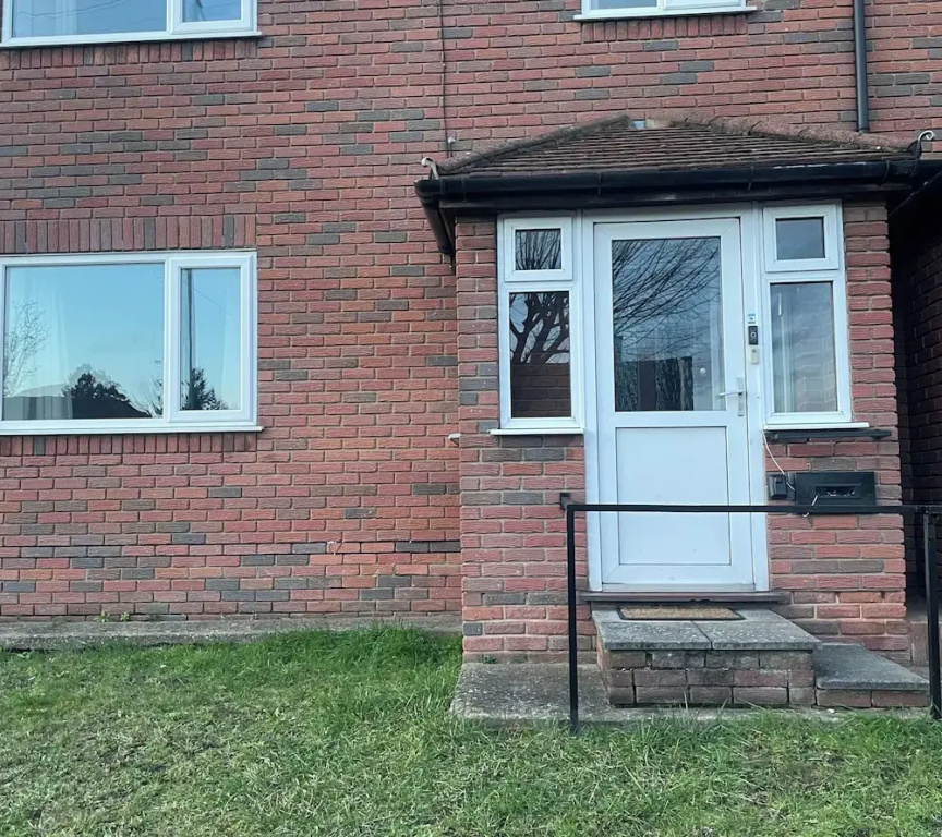 Your Home-from-home - Business & Families - 6 Beds