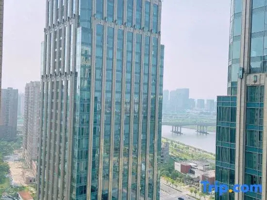 Jijing E-sports Homestay (Anjia Apartment)