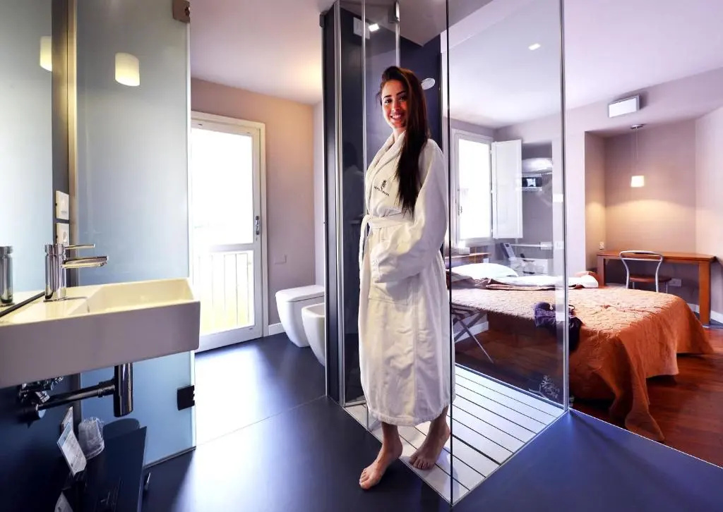 Superior Double room (full double bed)