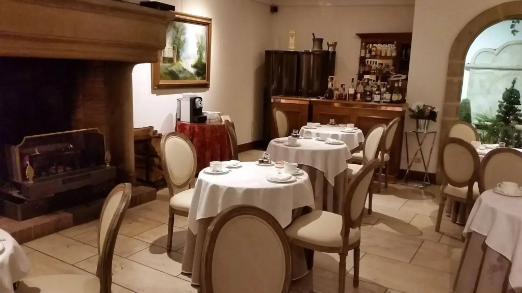 Demeures & Châteaux - Hôtel Greuze & Spa Tournus - фото 20