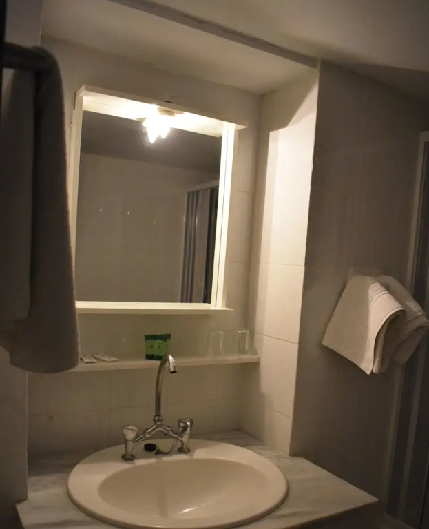 Standard Single room (single bed)