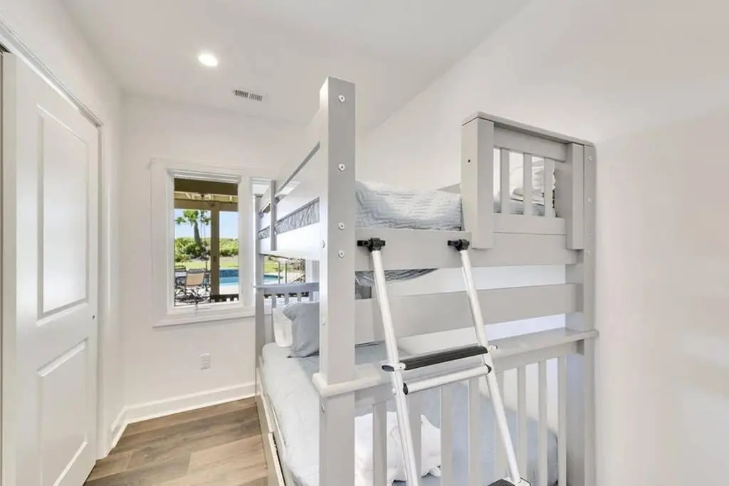 7 Black Duck - Top Notch Views & Amenities in a Private Oceanfront Oasis