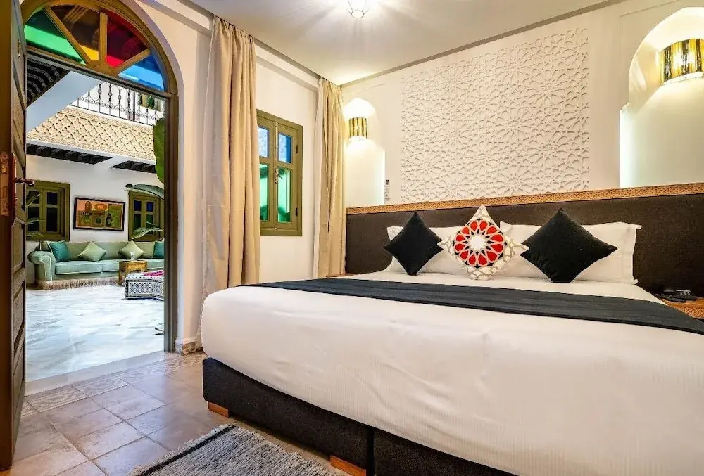 Standard Double room with courtyard view (full double bed)