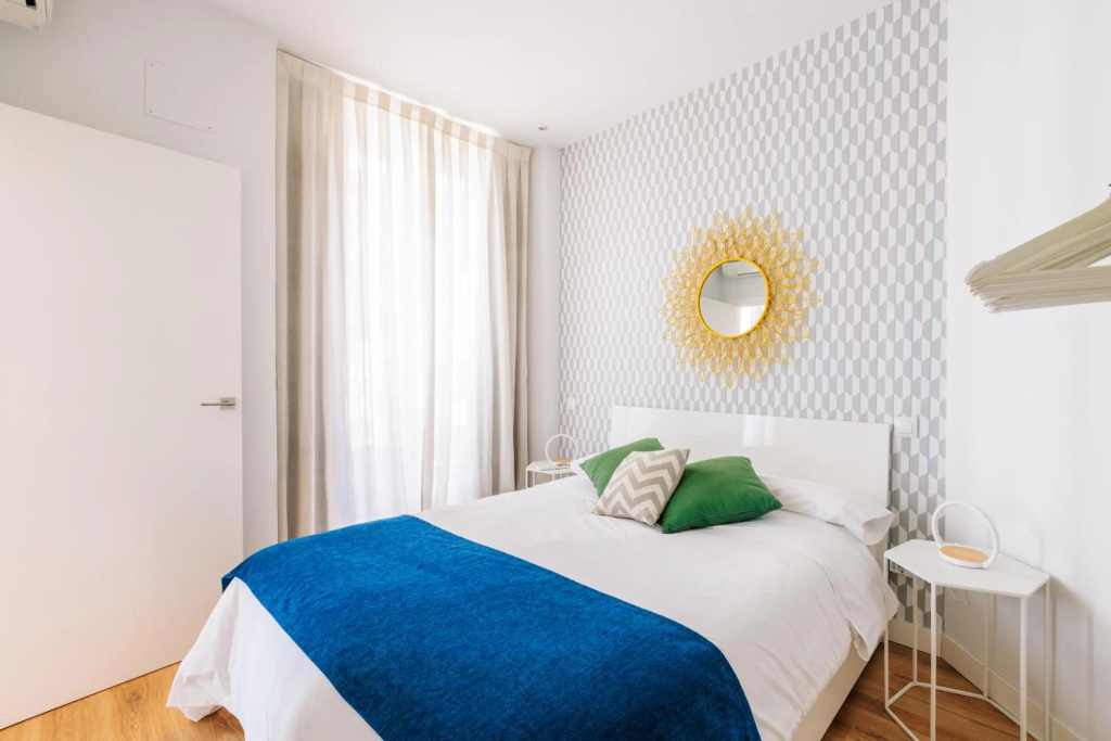 mi casa en Madrid- spacious apartments Callao Gran Via