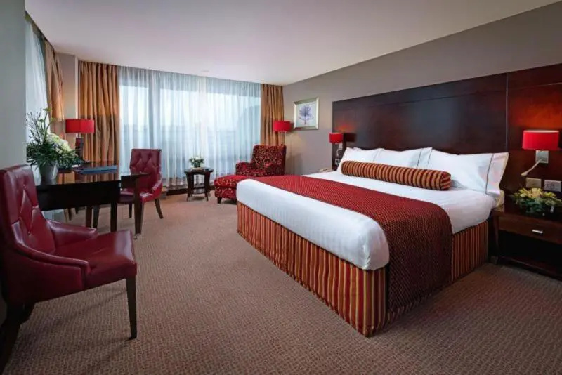 The Savoy Hotel - Chambres