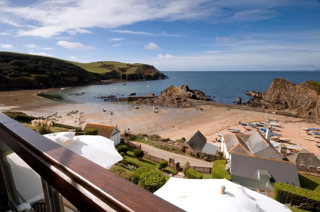 Beach & Waterfront