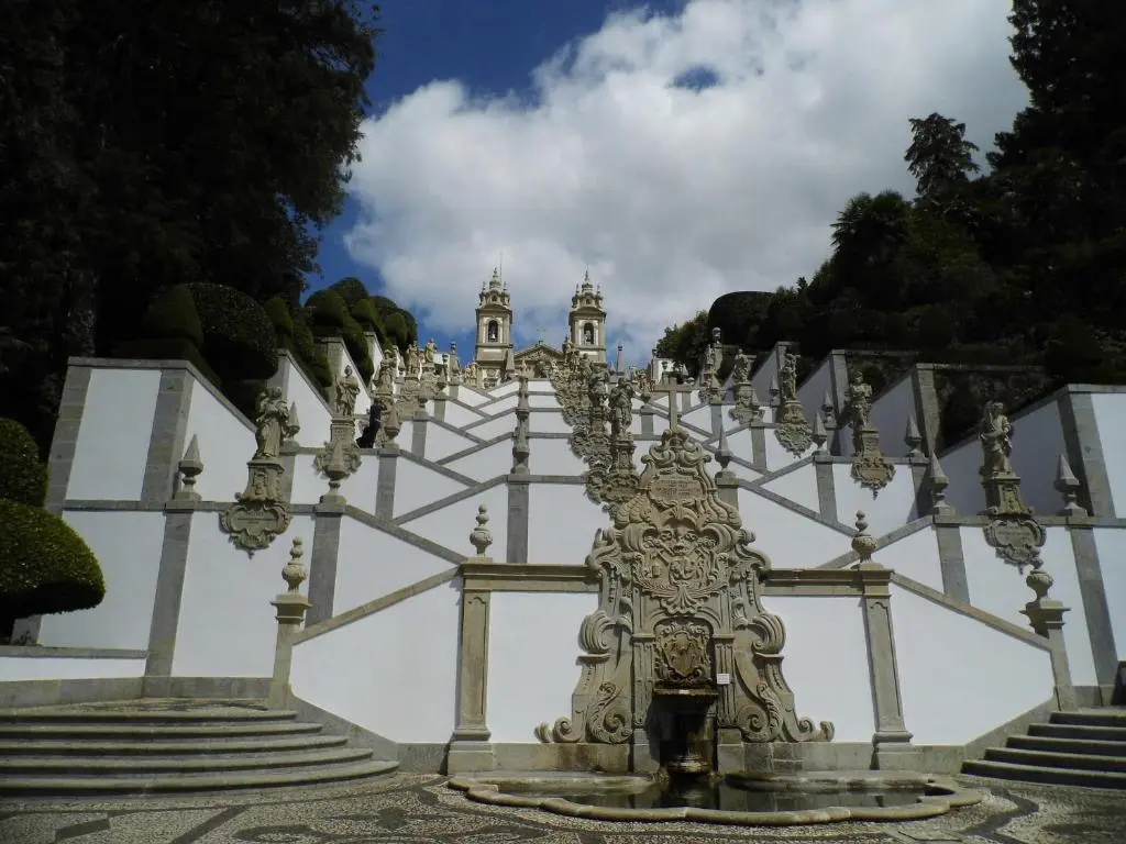 5 bedrooms villa with private pool furnished garden and wifi at Vieira do Minho