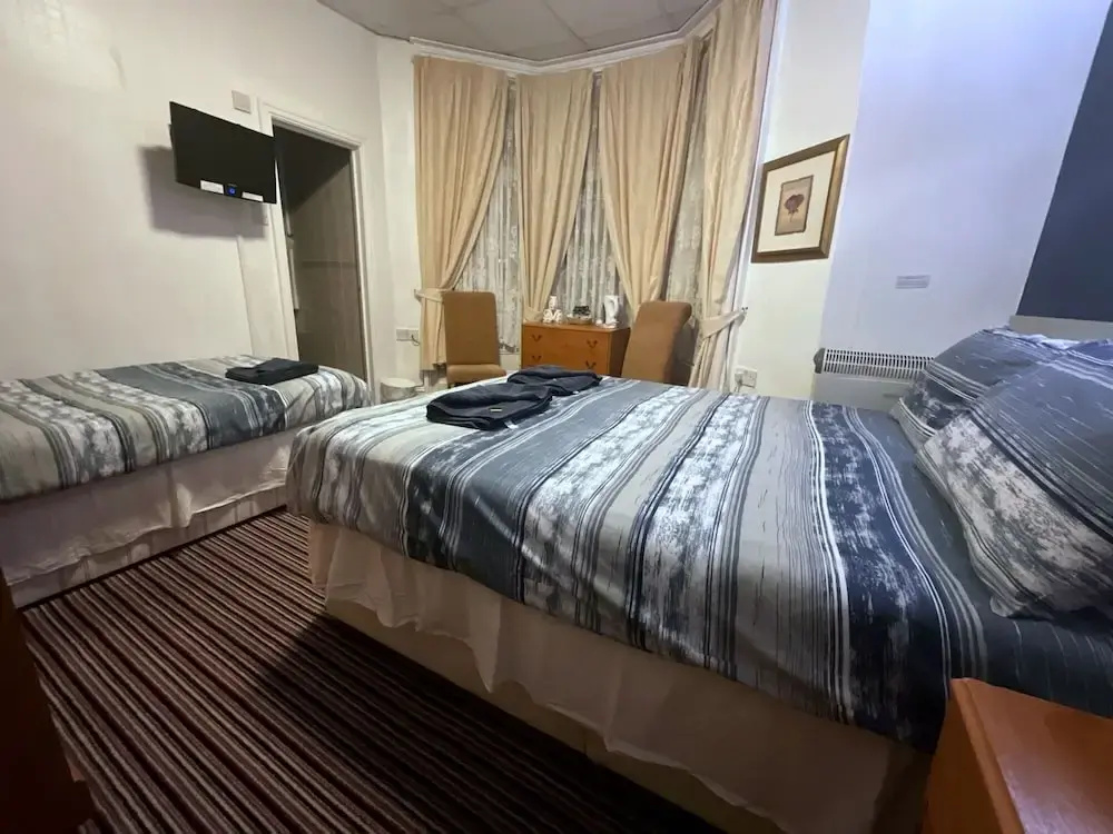 Standard Double room (twin beds)