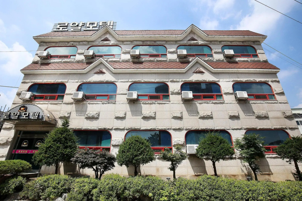 Hotel photo 12