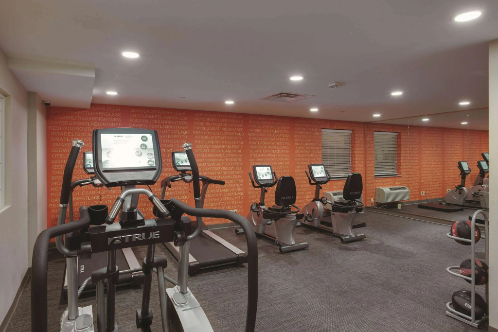 La Quinta Inn & Suites by Wyndham Detroit Metro Airport - Général