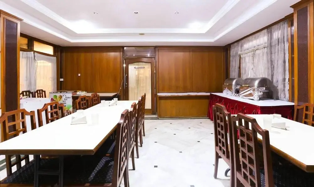 Hotel Adarsha Inn - Général