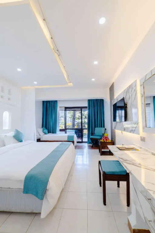 1 Bedroom Standard Family room with balcony