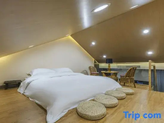 Luxury Suite