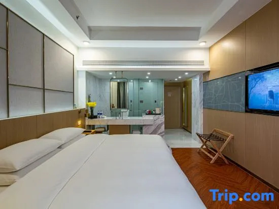 Standard Double room with garden view (full double bed)