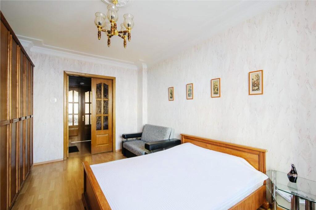 Апартаменты Economy с 3 комнатами с балконом в Гостевой дом на Кирова 3