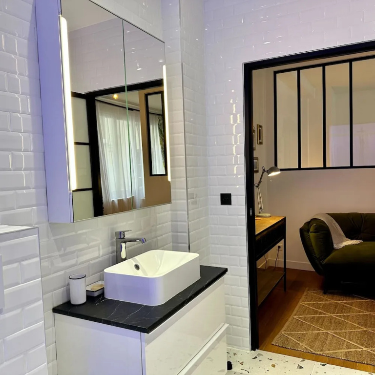 Afficher la photo 7 — Paradis Calm Modern Studio Apt in Paris