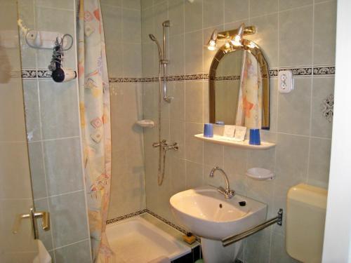 Tokajer Wellness Panzió by null