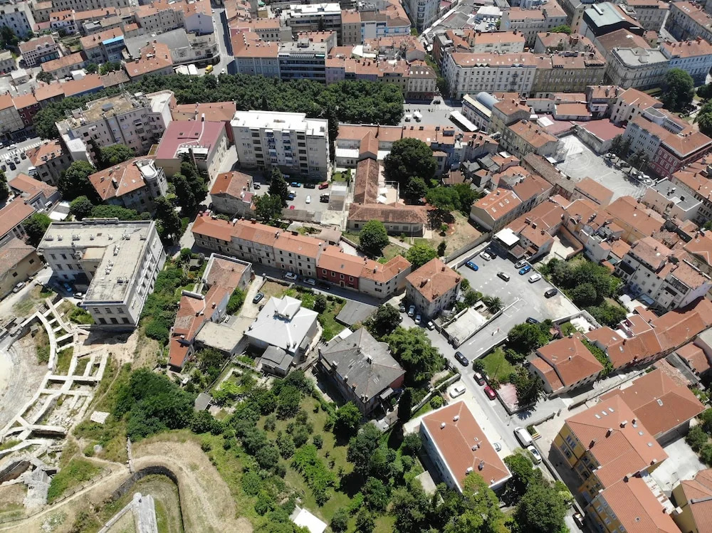 Boutique Suites Joyce - Chambres
