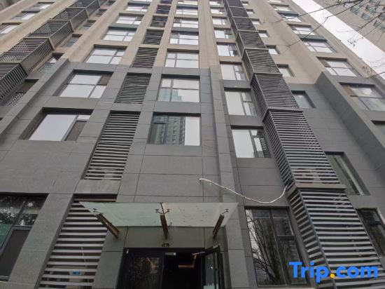 2. Blossom & Grace Hotel · Langya Olympic Center