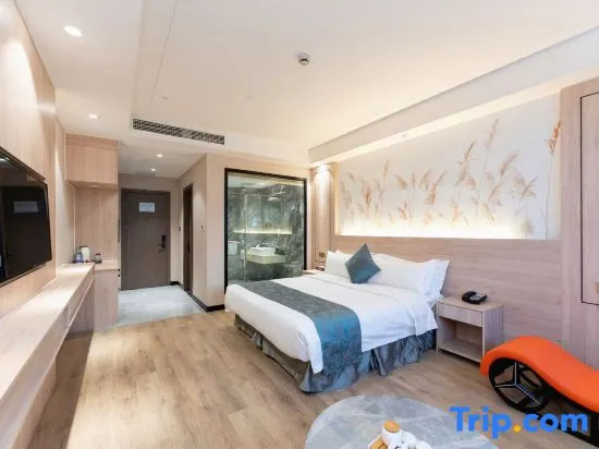 Grand room