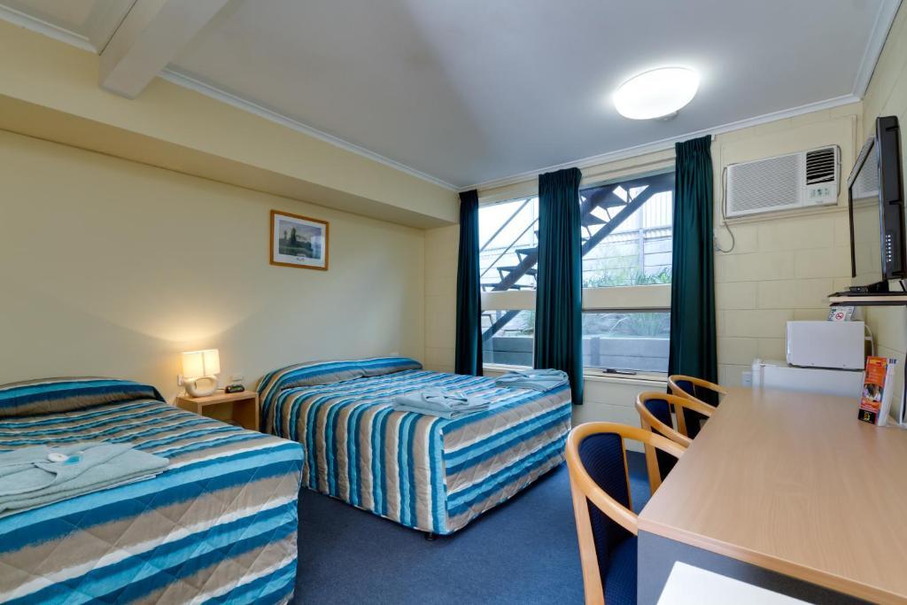 Enfield Motel by null