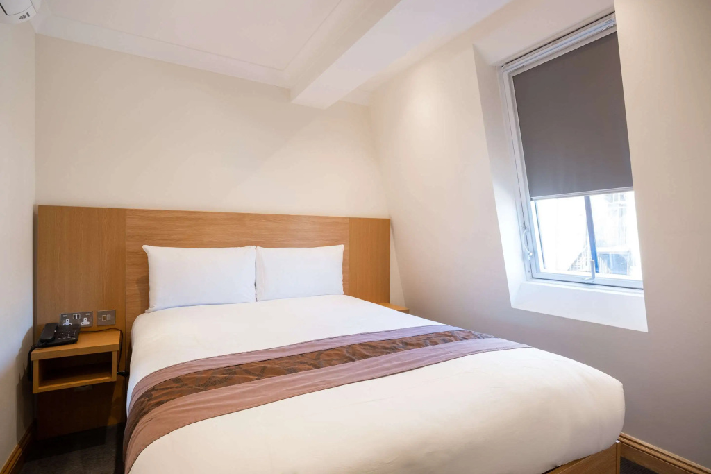 Отель Comfort Inn Hyde Park в Лондоне