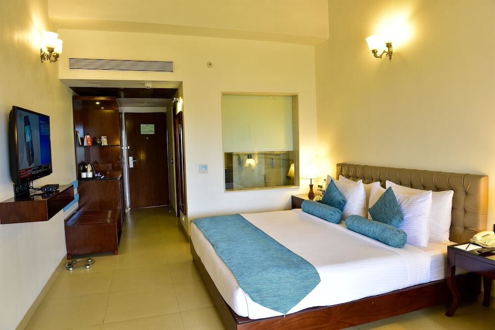 Golden Tulip Goa