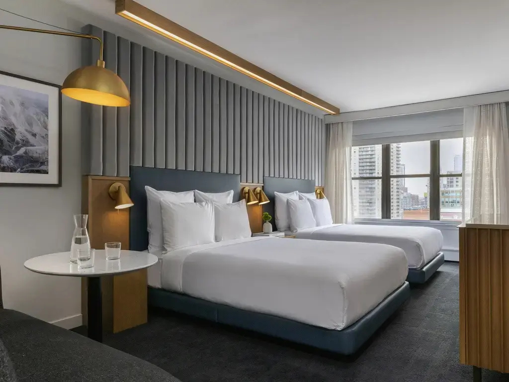 Deluxe Double room (full double bed)