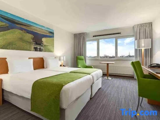 Superior room with view