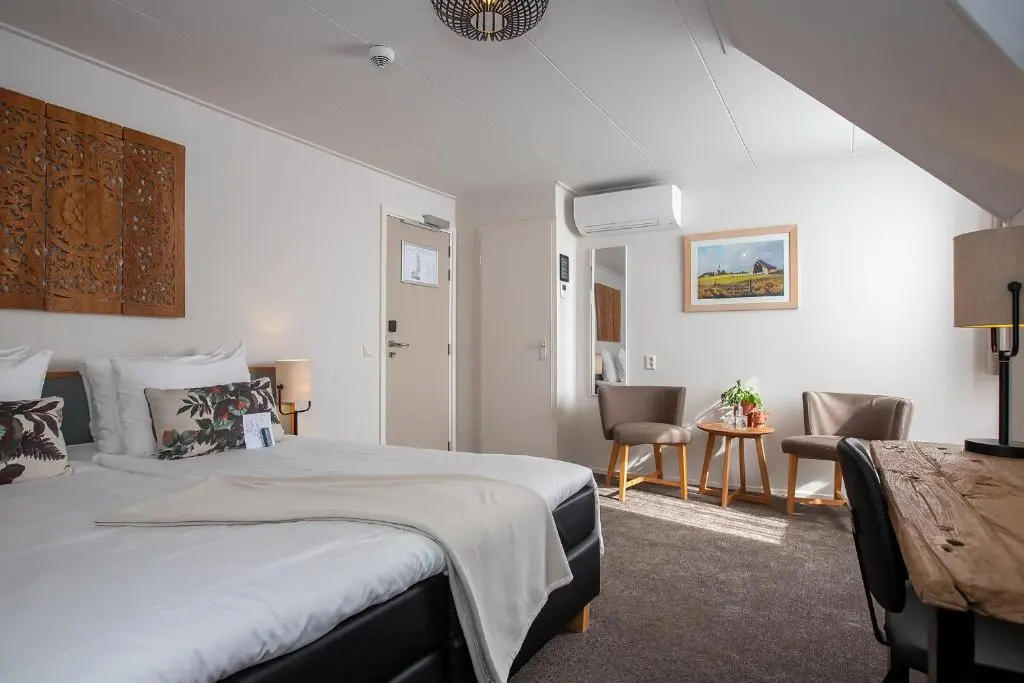 Comfort Double room (full double bed)