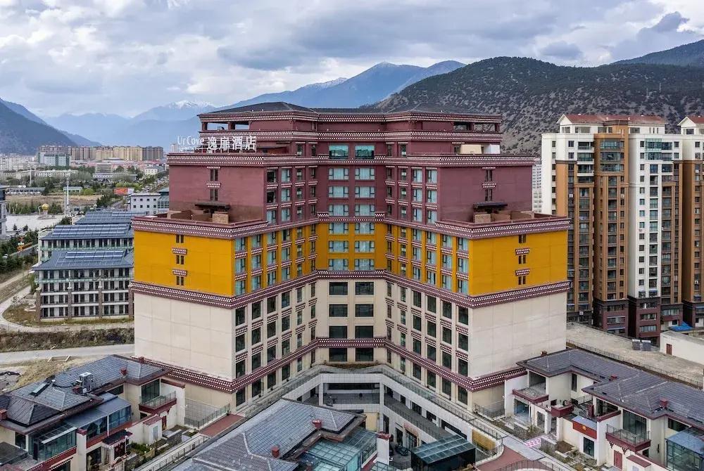 JOVE MOUNTAIN UrCove Nyingchi Hotel