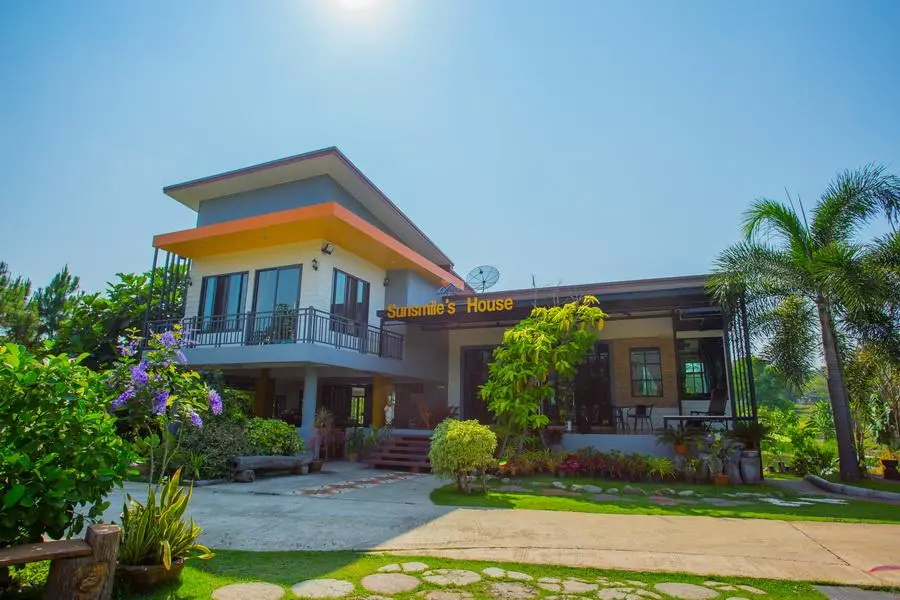 Sunsmile's House