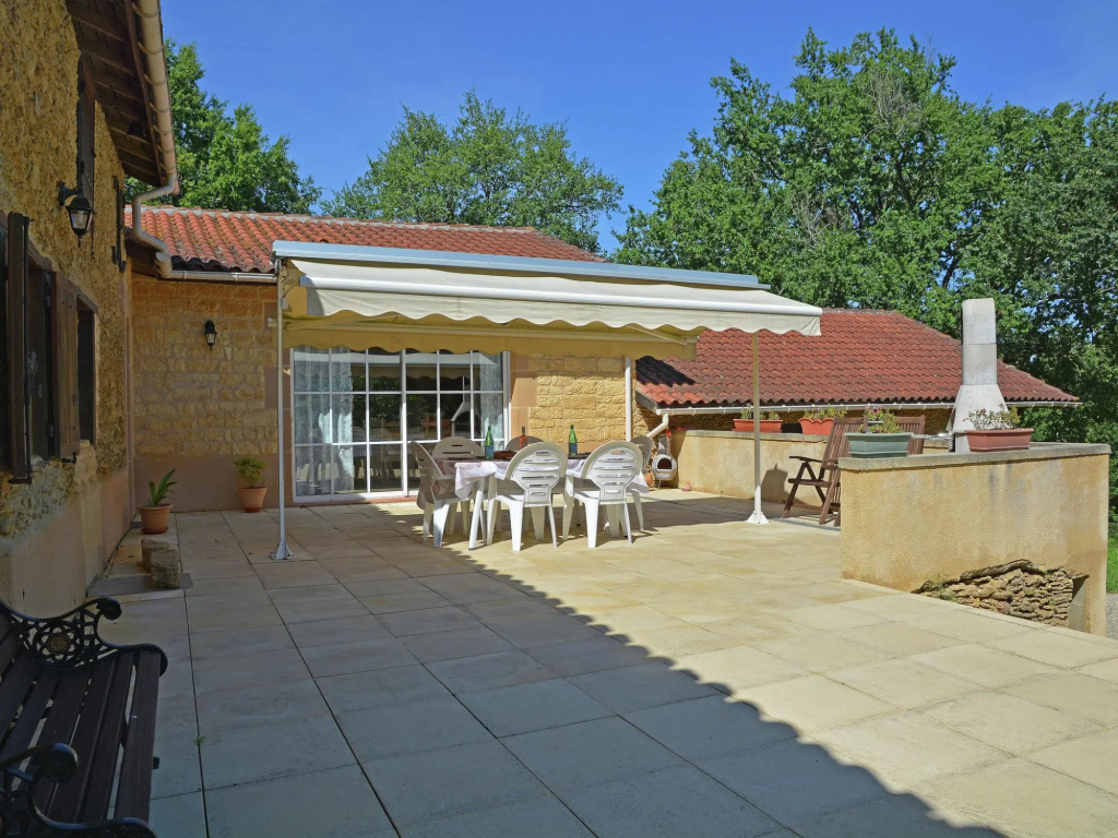Traditional villa in Lias D'armagnac with pool