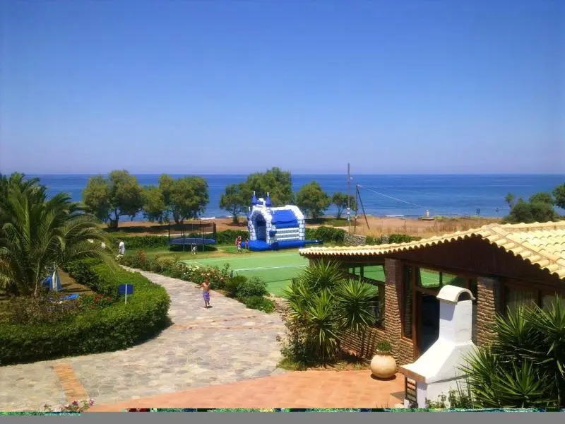 Oasis Hotel Kyparissia - Chambres