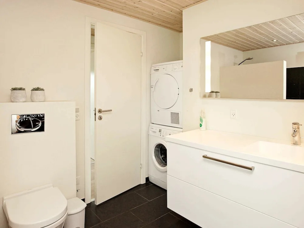 Luxurious Holiday Home in Brovst With Play Area for Kids - фото 9