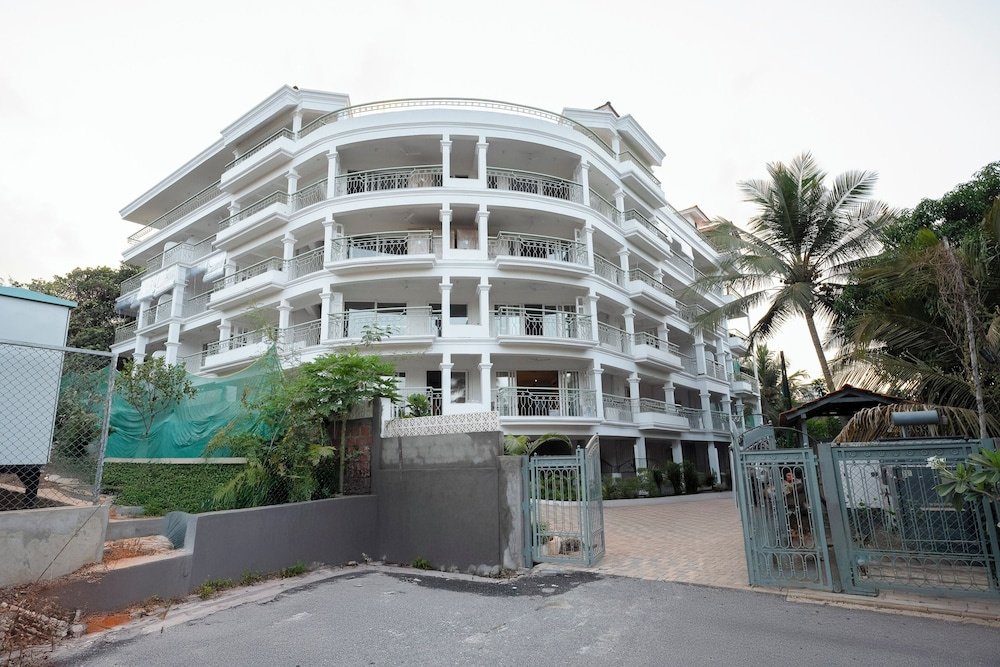 Staymaster Solintra 2BHK C101