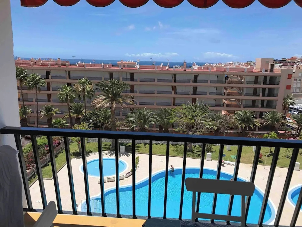Delicious Los Cristianos,achacay,2bdr & 2bathr Beach Close Wifi Free