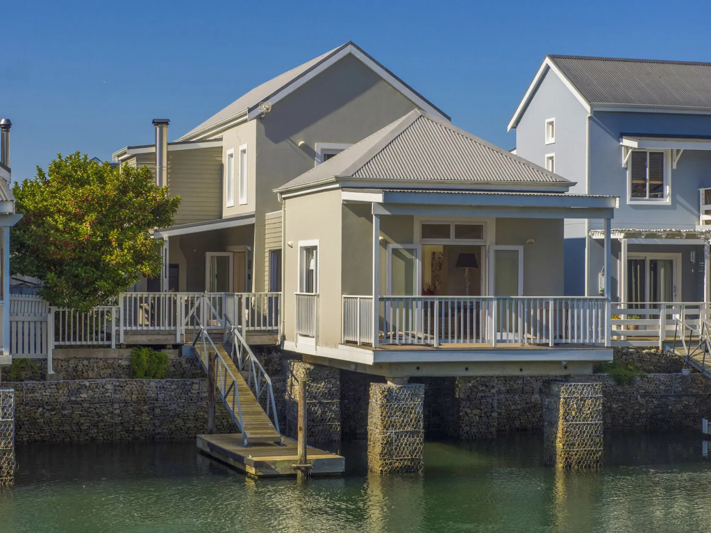 Thesen Islands Holiday House