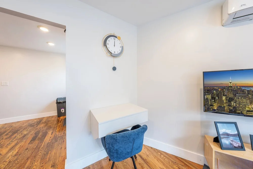 Modern 2BR North Ironbound Apartment — фото 5